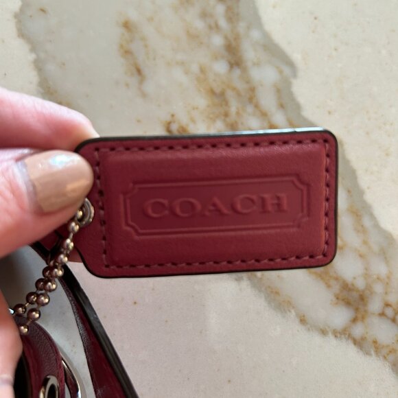 Red Coach shoulder bag - Picture 4 of 4